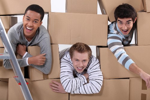Moving van service for flats and homes in Walthamstow
